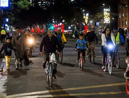 Ciclovía Nocturna de Navidad en Bogotá