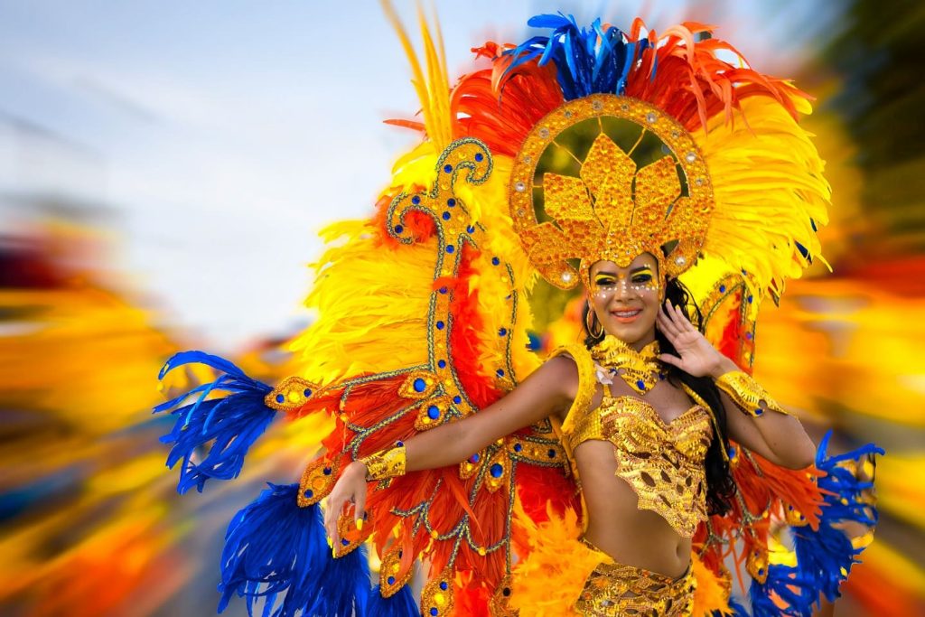 Gran Parada de Tradición, alquiler de carros en Barranquilla 