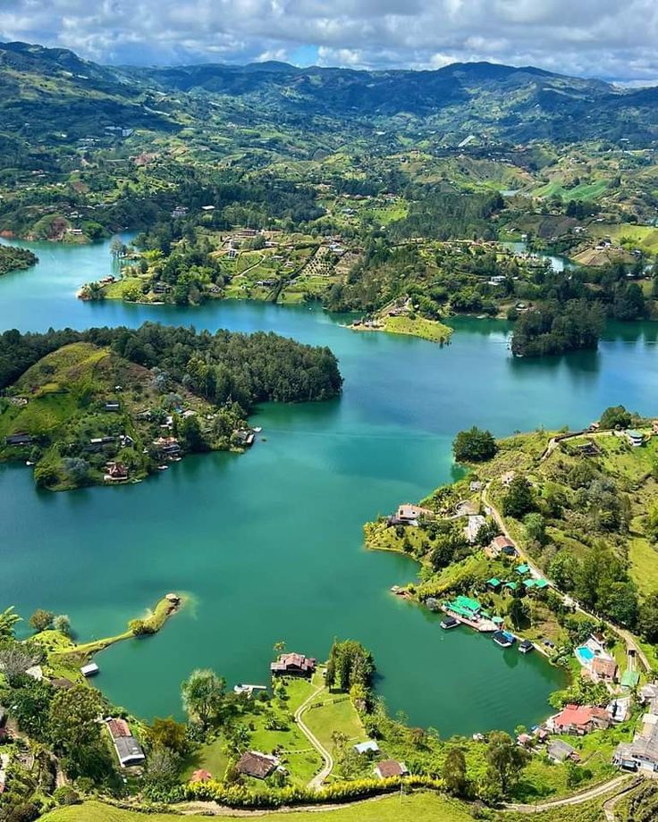 lago calima