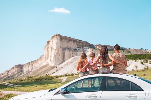 viaje en carro familia